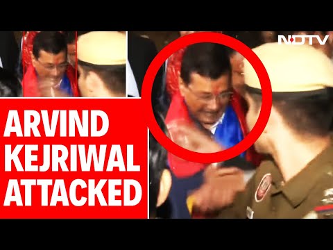 Attack On Arvind Kerjiwal | Man Throws Liquid On Arvind Kejriwal In Delhi, Detained