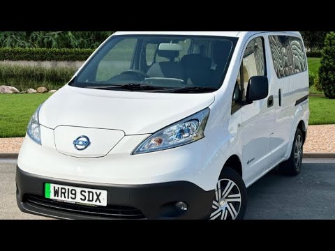 Walk round video of our Nissan env200 Acenta 7 seat Combi, 40kw only 6000 miles