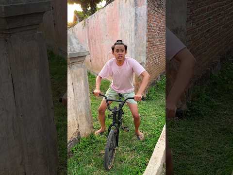 Bocil Sepeda Kecebur Got 🚲