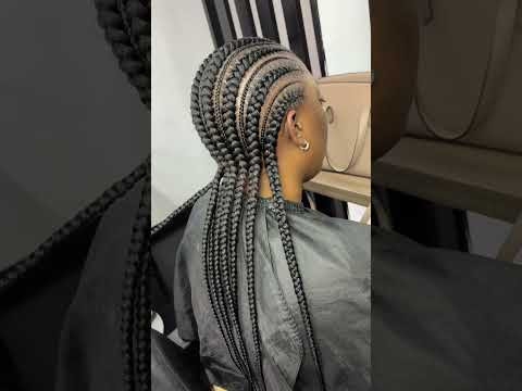 If stitch braids are on your mood board, consider this your sign. ✨