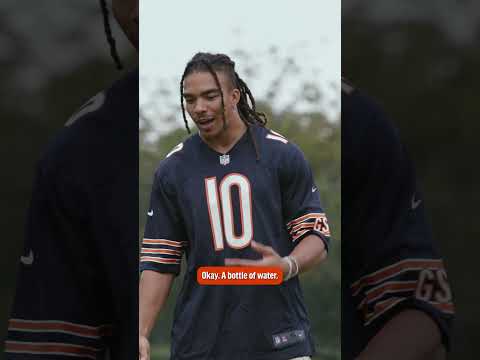 How do I say it? Water? #nfl #bears #uk video clip