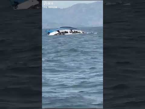 The boat sank while entering Greece from Turkey #tiktok #danki #tiktok #shorts #viral #unan #faizi