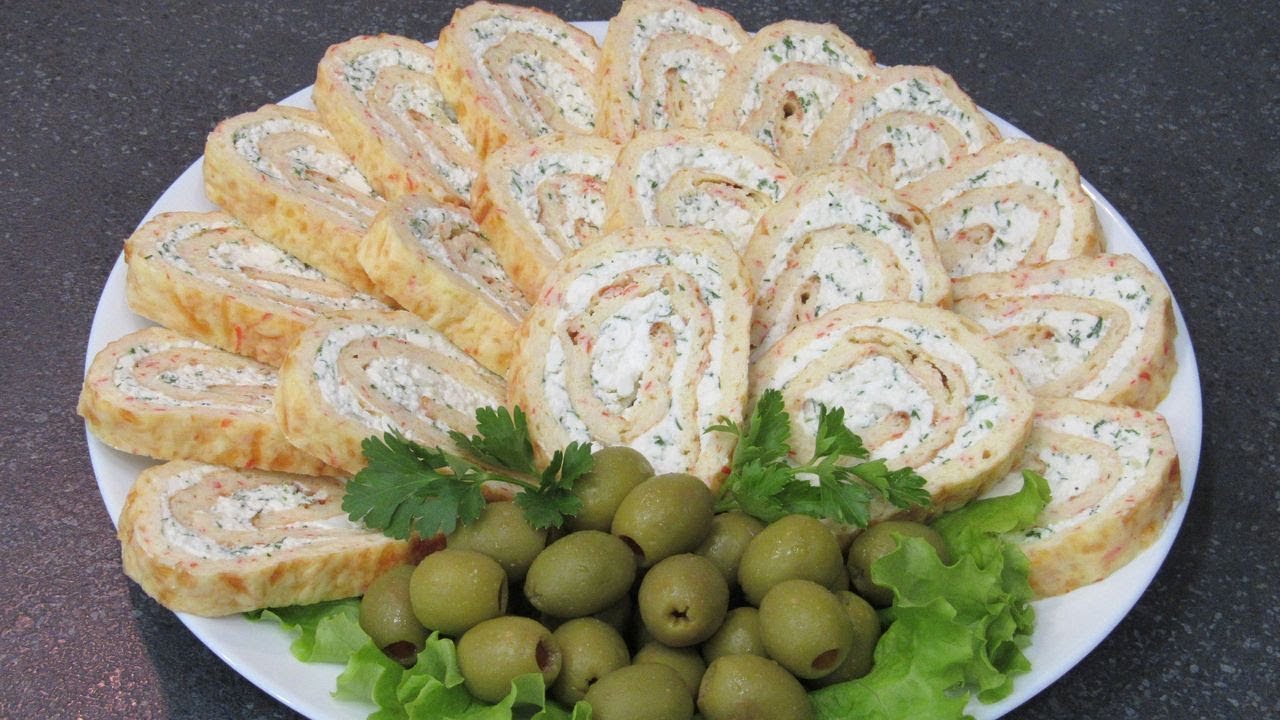 Такой крабовый рулет готовлю на новый год из доступных продуктов