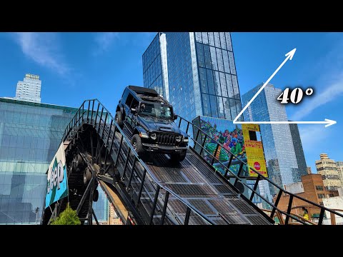 Insane 2022 Jeep Gladiator Test at NYC Auto Show!