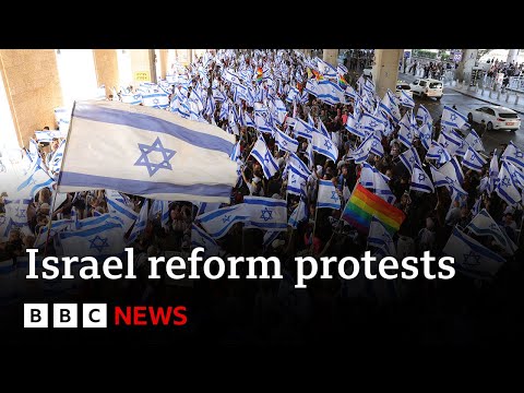 Israel: Police and anti-judicial reform protesters clash as bill advances - BBC News