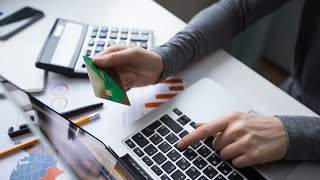 Crisis de tarjetas en El Salvador más de 900 mil viven endeudados