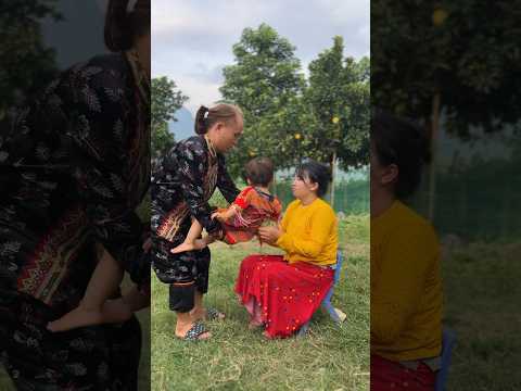 Steal a baby 🤣🥴 Mong family #shorts