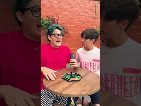PIERRE JÁ FOI O CHAVES??? LEMBRA DESSE RPG MUITO DOIDO??