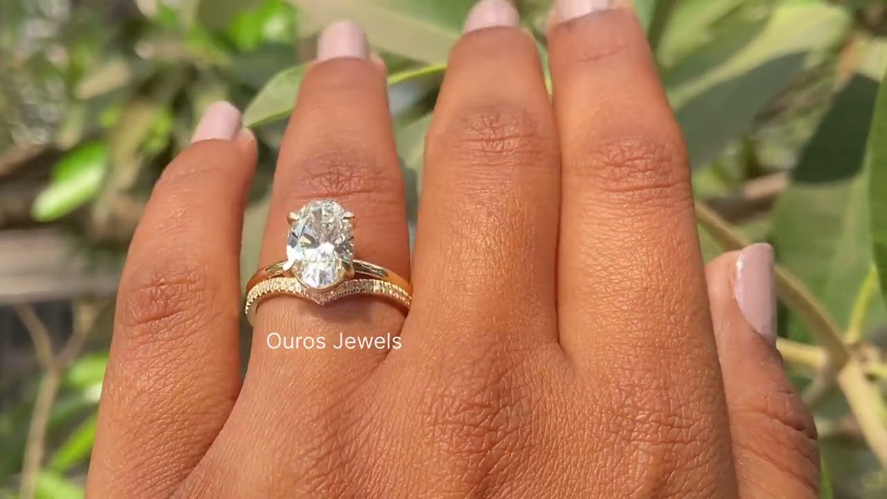 Oval Cut Lab Grown Diamond Solitaire Engagement Ring Set @ourosjewels