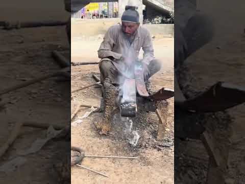 Truck tire are blast in road due to overload #tyrefailure #tyreblowout #tirechanger