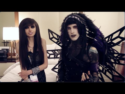 EMO TWERK OFF Feat. Social Repose
