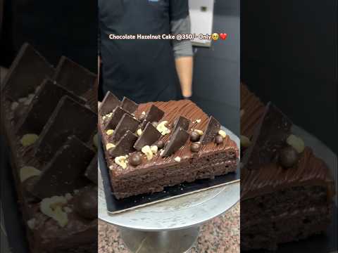 Sirf 350 Rs mai itna Pyaara Chocolate Hazelnut Cake ❤️😭| Indian Cakes 🎂 | @theepicuregirllll_ ❤️