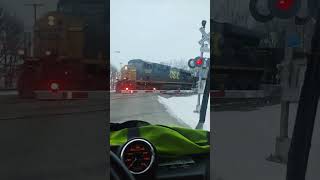 Train #locomotive #train #csx #railcrossing #choochoo @YouTube #youtubeshorts