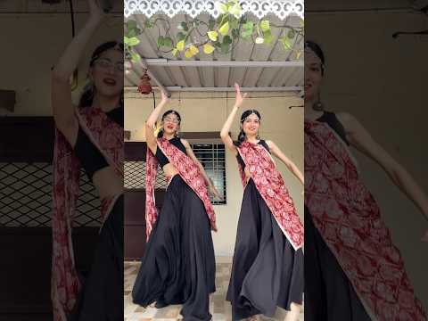 Navratri mode on!🖤♥️ #dance #youtubeshorts #trending #shorts #short #viral #viralvideo #shortsvideo