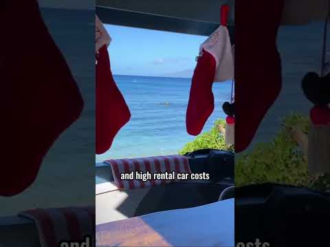 Christmas in Hawaii is here! Are the crowds worth the trip? #travel #hawaiitravelguide #honolulu