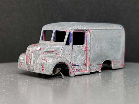 1 Ton Trojan Van Custom - Lesney No. 47
