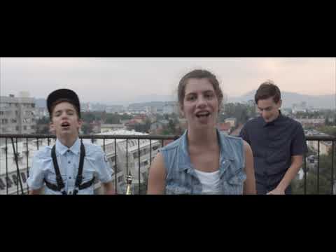 Živa Marinšek in Mark Gazvoda - Nisi Za V Smeti