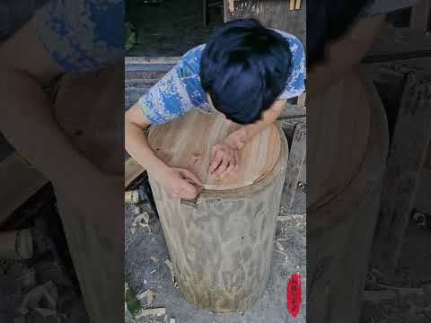 Restoring an old log bee barrel