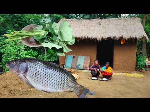 this RAINY SEASON rural grandma & grandpa cooking 5KG size FISH CURRY with KASHU SHAK fry and eating