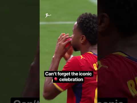 Nkunku‘s celebration <strong>is</strong> <strong>back</strong> 🤩🎈