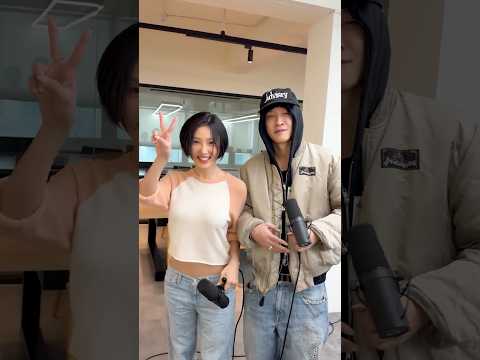 <strong>Crush</strong> (크러쉬) - 삐그덕 Live with HWASA (화사)