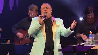 Mahoor - Pari (Live in concert) ماهور - پری (اجرای زنده)