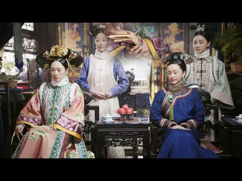 如懿沒帶玉鐲，高貴妃趕緊拍馬屁炫耀自己日日佩戴，皇后聽見這話都笑了！#周迅 #霍建華 #青櫻傳#中國電視劇