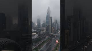 Rain In Dubai #dubai #thunderstorm #moonsoonindubai