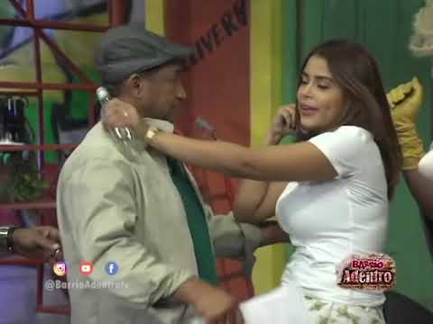 LA COLOMBIANA CON LA PARTICIPACIÓN DE MANOLO & LA PITONISA