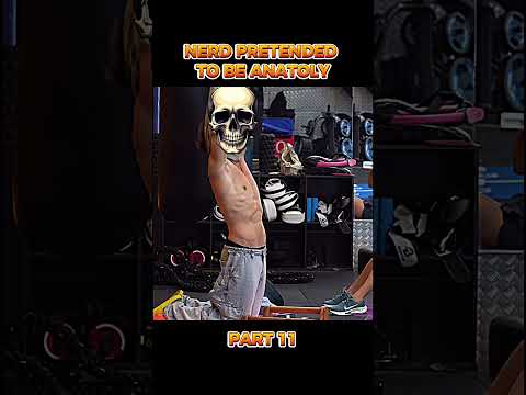 ELITE Powerlifter ANATOLY Use 32kgMop |Pretended to be a NERD #anatoly #prank #funny