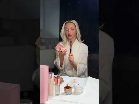 📸💘 SHIRIN DAVID’S DREAMY PILLOW TALK LOOK!💘📸