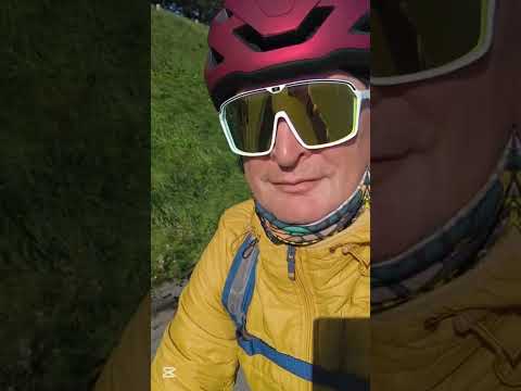 Люблю кататься на электровелосипеде стильно и комфортно. #ebike #велосипед #gloves #электровелосипед