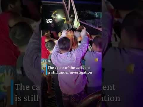 Serious bus accident in Thailand | DW News