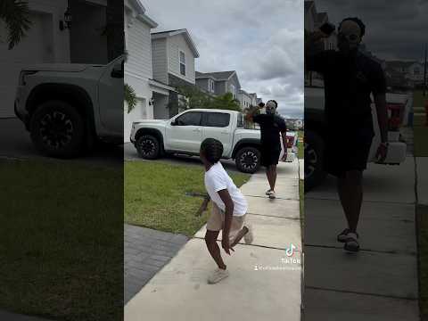 Running from Dad! #halloween2023