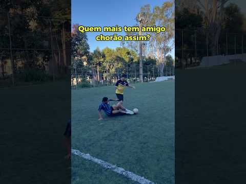 Sempre tem uma amigo assim #chorão #futeboles #esportes #memes
