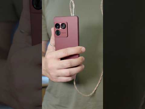 3 Reasons to Pick - Sony Xperia 1 VIII over iPhone 17 Pro #xperia1viii #shorts #iphone17pro