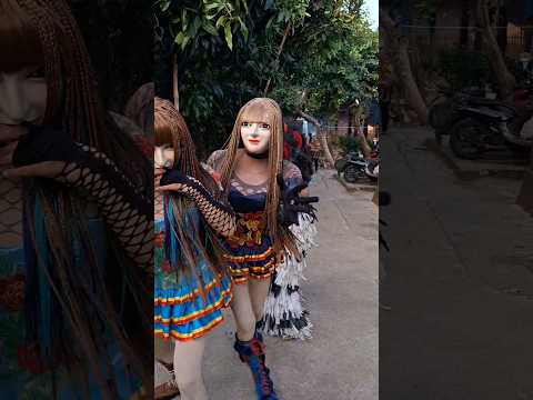 Bety Lagi Asik Joged Grandong Datang Pada Lari