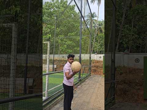 ഇതൊക്കെയെന്ത്? നീ കഴിക്കെടാ കുട്ടാ😌#viralvideo #football #short