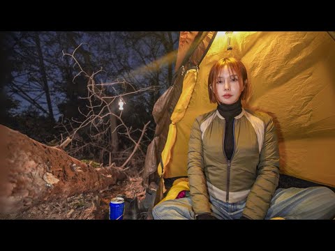 아무도 없는 어두운 숲속에서 솔로캠핑 / 비화식 어묵탕🍢&🍺 / 꼬마김밥과 육개장사발면 /아기고양이 /솔로 백패킹