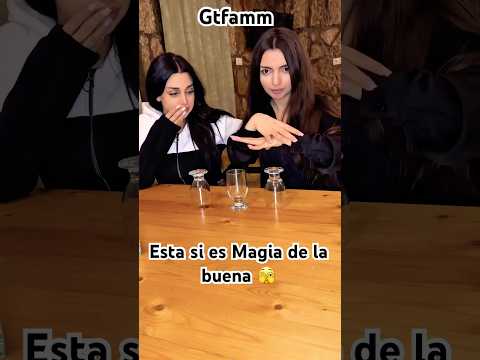 Algo insolito!mujer muestra sus avilidades de magia😱😱 #humor #funnymemes #comedia #magic
