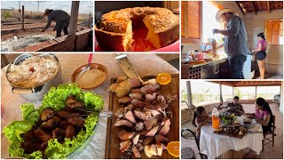 FIZEMOS UM ASSADO DELICIOSO NO ALMOÇO DE SÁBADO| CONTINUANDO CONCRETAR O ALICERCE DA TELA 