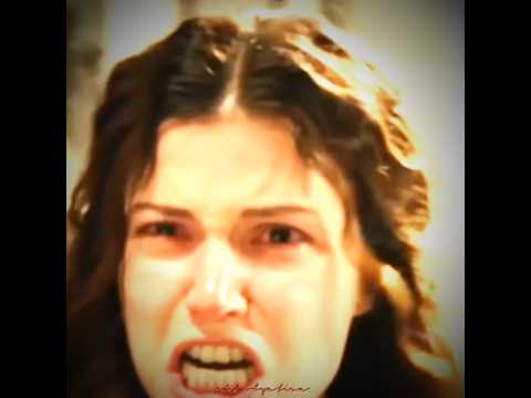 Hürrem didn't even move an inch☠️