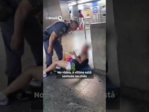 Uma mulher foi agredida e acuada por um policial militar fardado, na Estação da Luz, em São Paulo