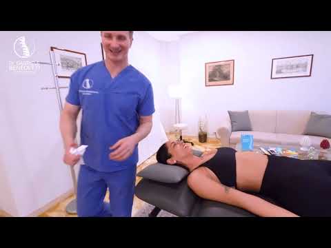 Full Body Chiro for Bombshell Client – Jaw-Dropping Cracks! - ASMR Chiropractic