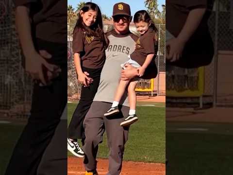 ICE releases Padres minor league coach from custody