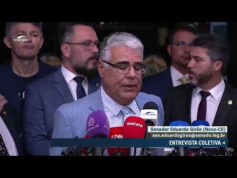 Coletiva de imprensa da Oposição, nesta quarta-feira, no púlpito da Presidência do Senado