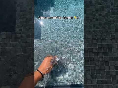 Link in bio๐๐ | Stickatune can do it all๐ฎโ๐จ #waterproof #minispeaker #tiktokmademebuyit #bass