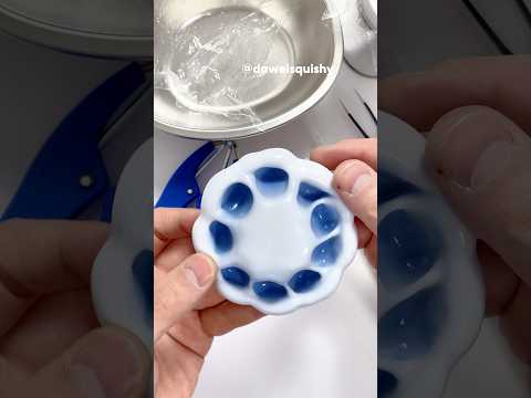 Satisfying #stressrelief #stressball #satisfying .#diycrafts