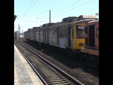 Diesel-electric locomotive pasding through #diesellocomotive #cp1400 #subscribe #shorts #views