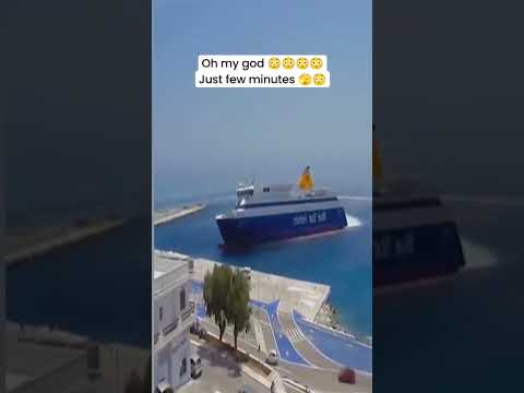 O my god 🙏 accident 🚢#trending #travel #marchantnavy #accident#travel #navyship